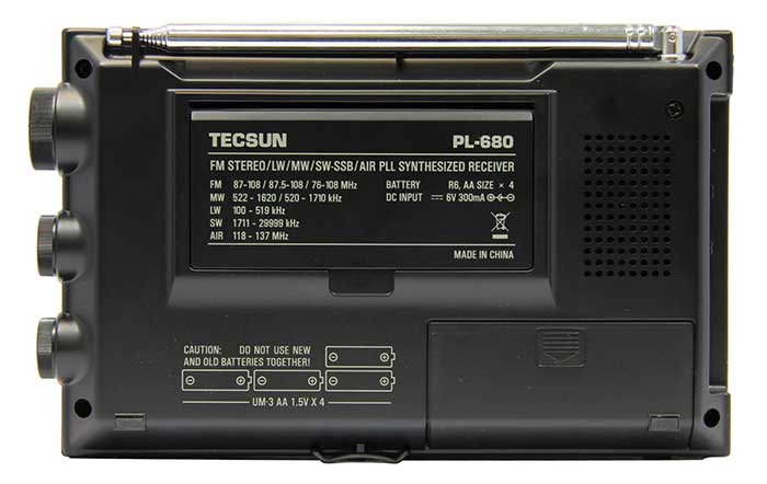 Tecsun PL-680 вид сзади